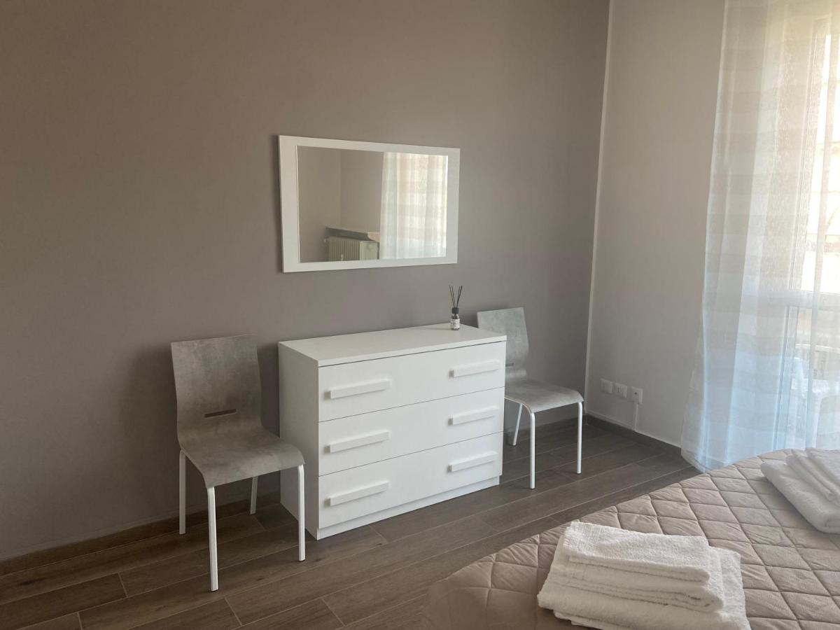 Apartamento La Casa Di Alice2 Vercelli Exterior foto